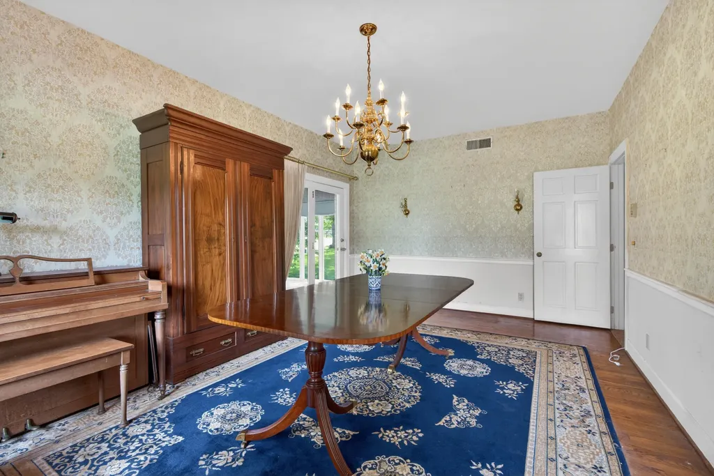 3750 Keene Troy Pike Versailles KY 40383