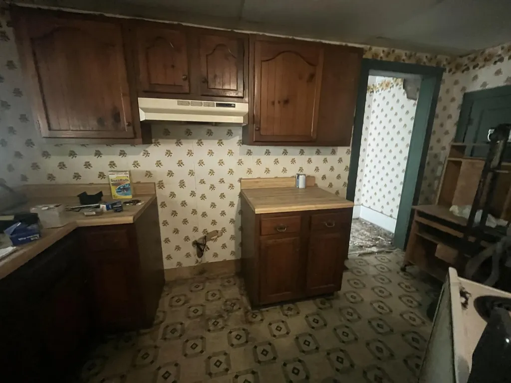 14641 Highway 522 Cumberland KY 40823