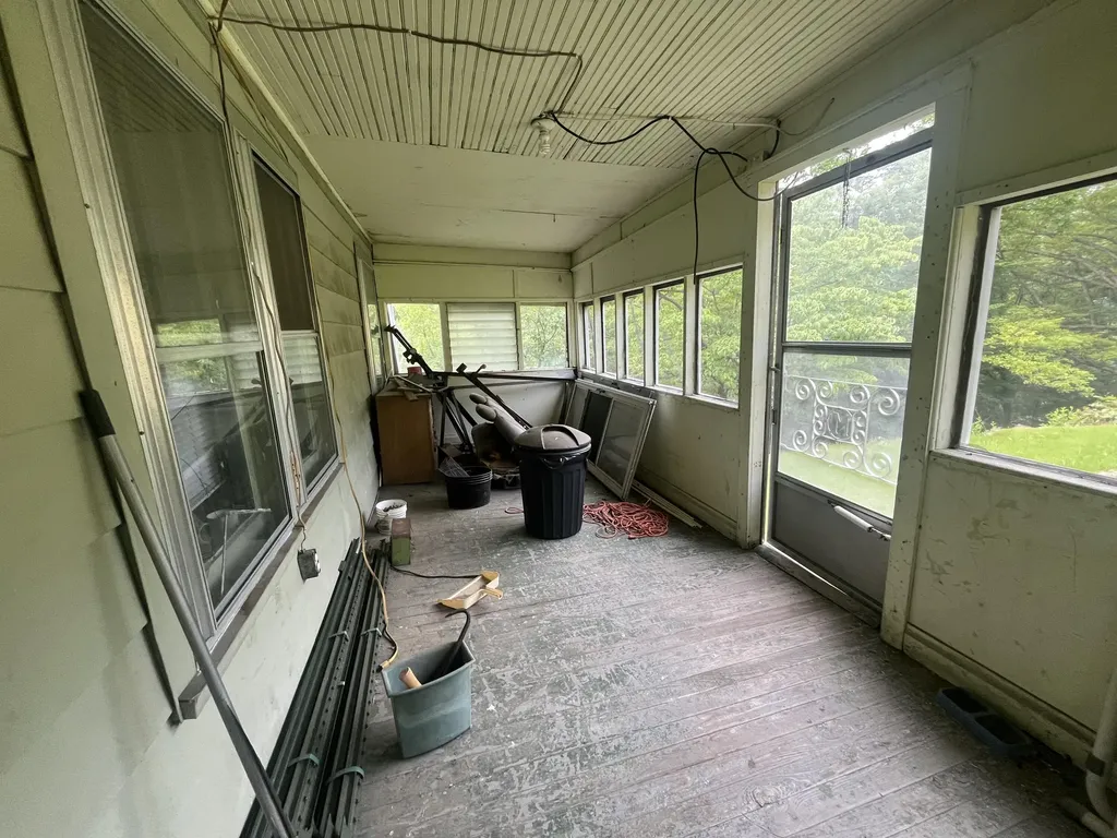 14641 Highway 522 Cumberland KY 40823
