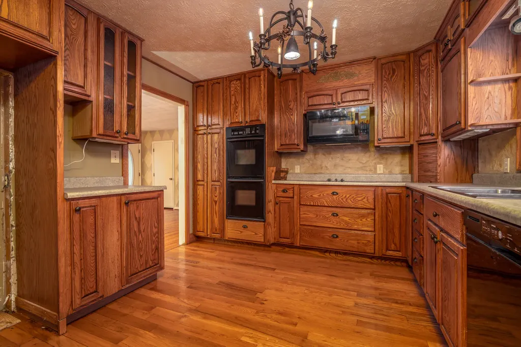 865 Liberty Road West Liberty KY 41472