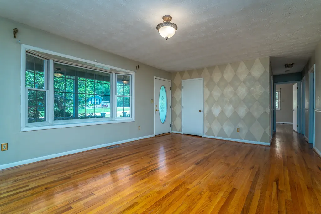 865 Liberty Road West Liberty KY 41472