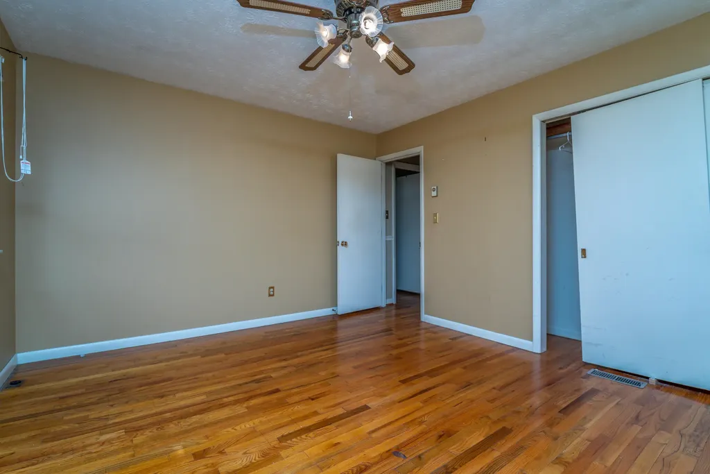 865 Liberty Road West Liberty KY 41472