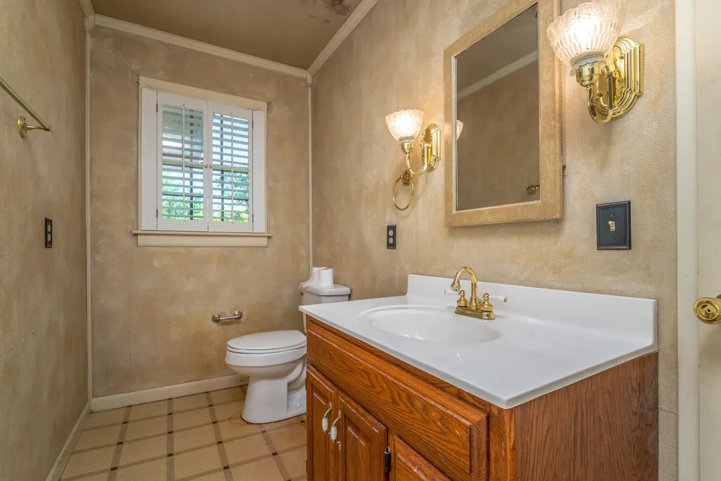 865 Liberty Road West Liberty KY 41472