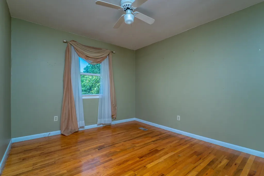 865 Liberty Road West Liberty KY 41472