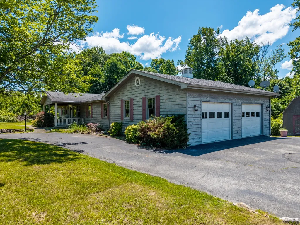 865 Liberty Road West Liberty KY 41472