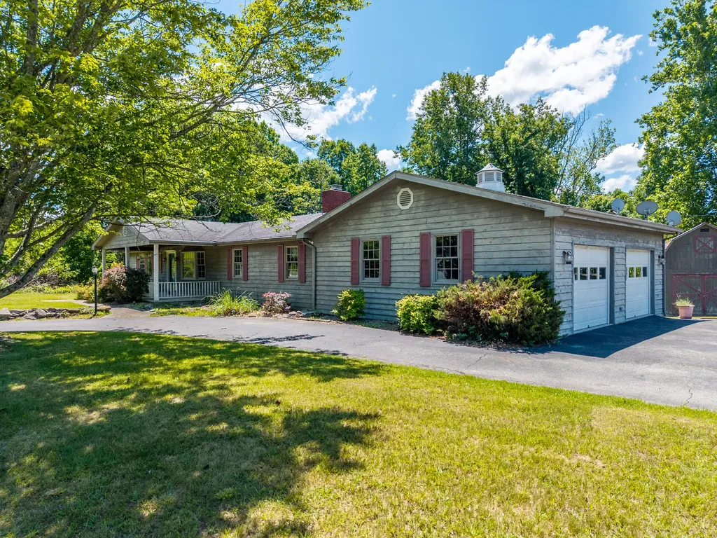 865 Liberty Road West Liberty KY 41472