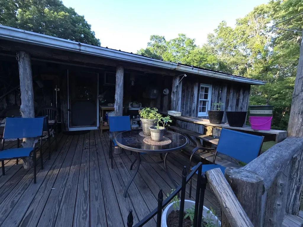 110 Cox Road Irvine KY 40336