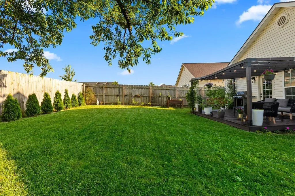 2804 Sullivans Trace Lexington KY 40511