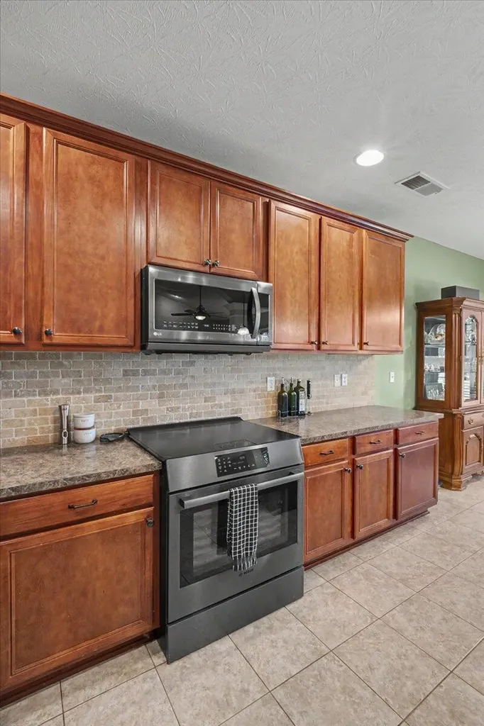 3800 Ruby Lane Lexington KY 40509