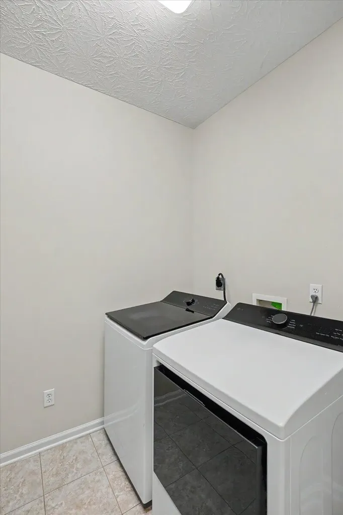 3800 Ruby Lane Lexington KY 40509