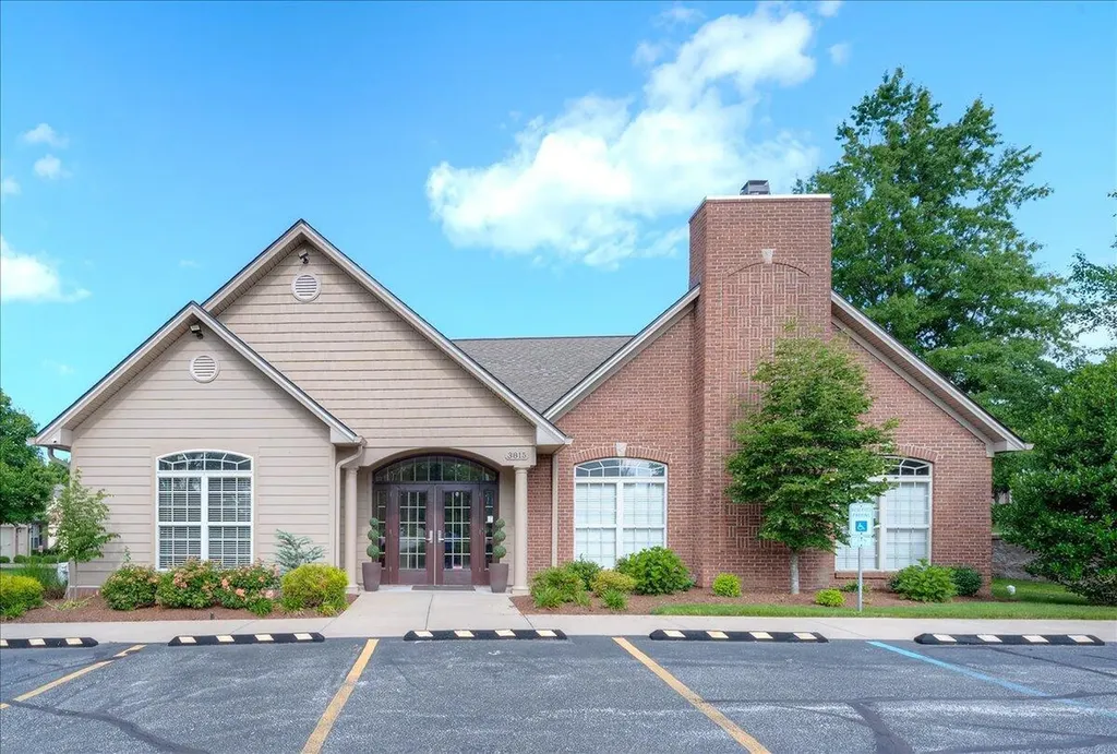 3800 Ruby Lane Lexington KY 40509