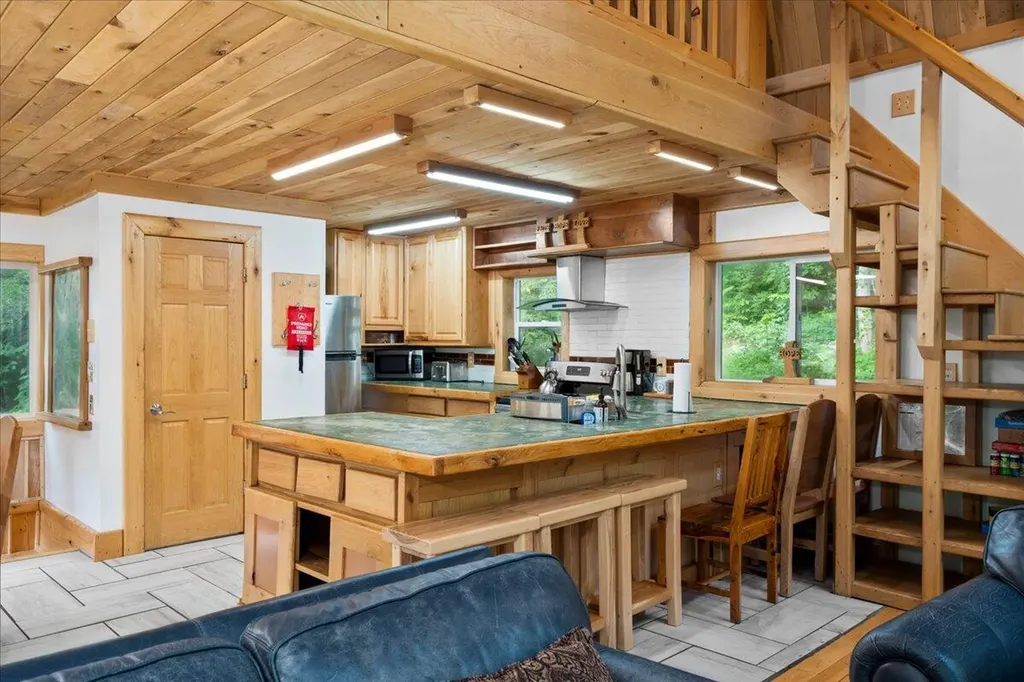168 Laurel Lane Stanton KY 40380