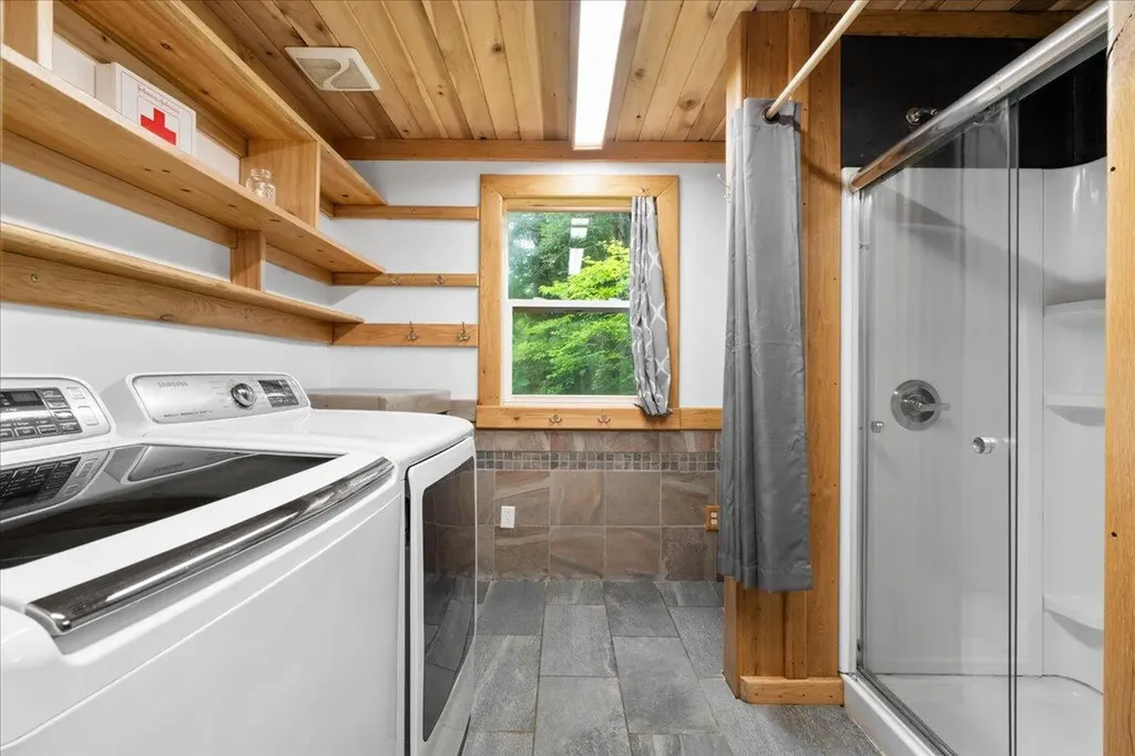 168 Laurel Lane Stanton KY 40380