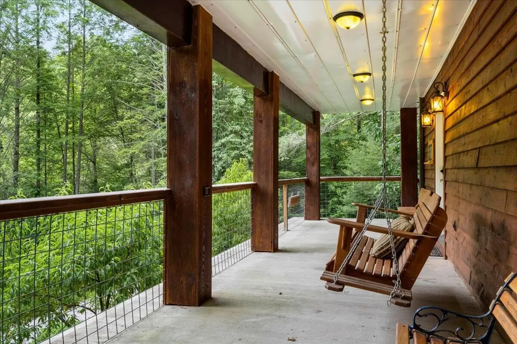 168 Laurel Lane Stanton KY 40380