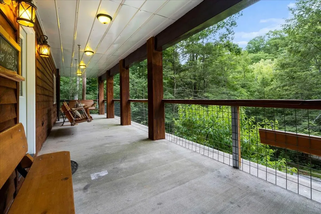 168 Laurel Lane Stanton KY 40380