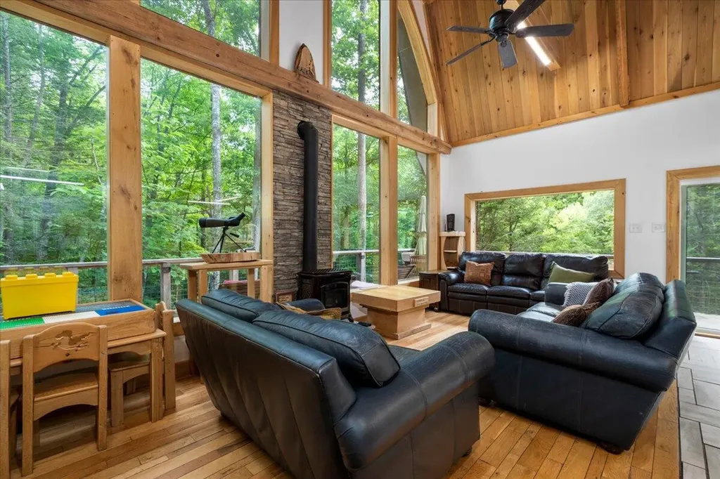 168 Laurel Lane Stanton KY 40380