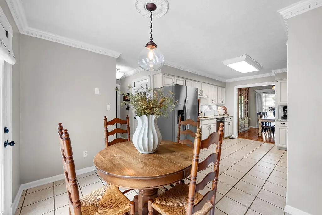 1215 Bark Ridge Circle Hopkinsville KY 42240