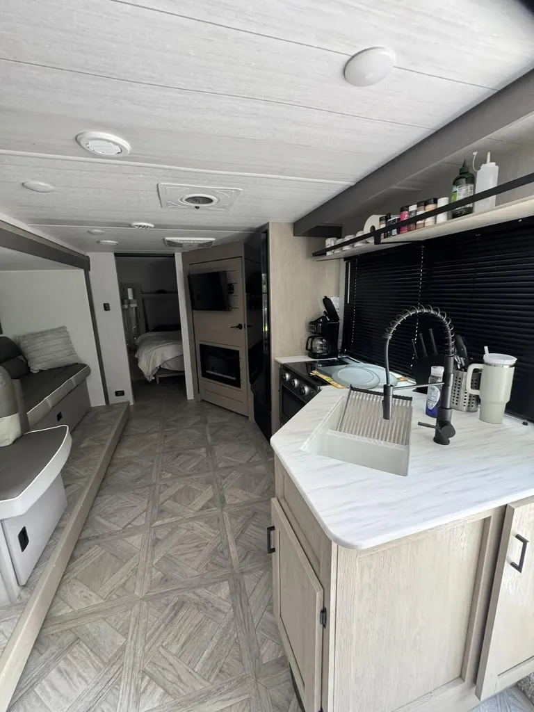 6548 State Highway 1680 Jamestown KY 42629