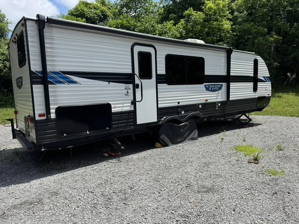 6548 State Highway 1680 Jamestown KY 42629