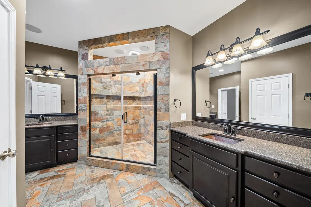 3649 Steeplechase Lane Hopkinsville KY 42240