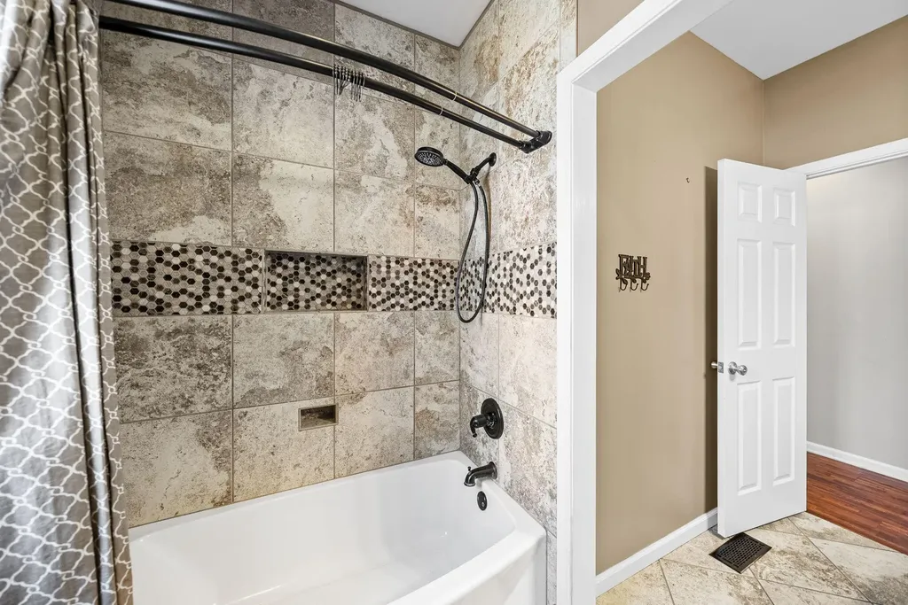 3649 Steeplechase Lane Hopkinsville KY 42240