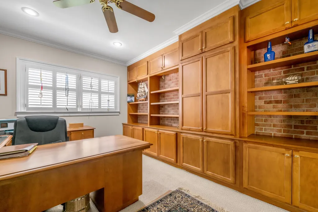 1960 Blairmore Road Lexington KY 40502