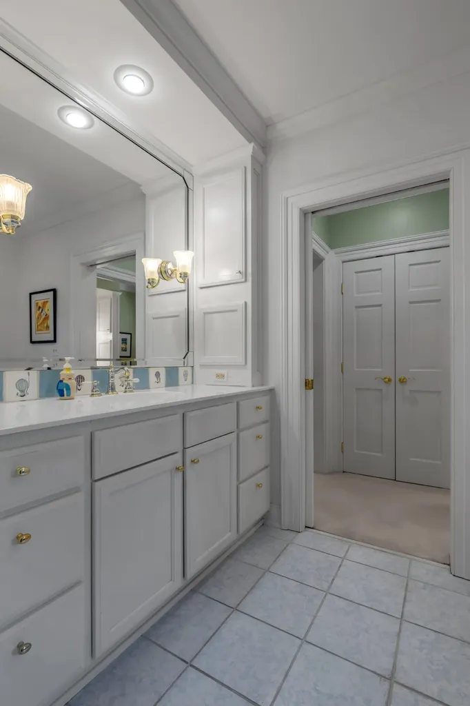 1960 Blairmore Road Lexington KY 40502