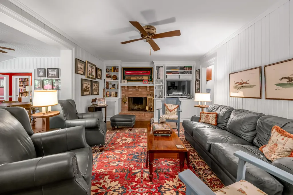 1960 Blairmore Road Lexington KY 40502