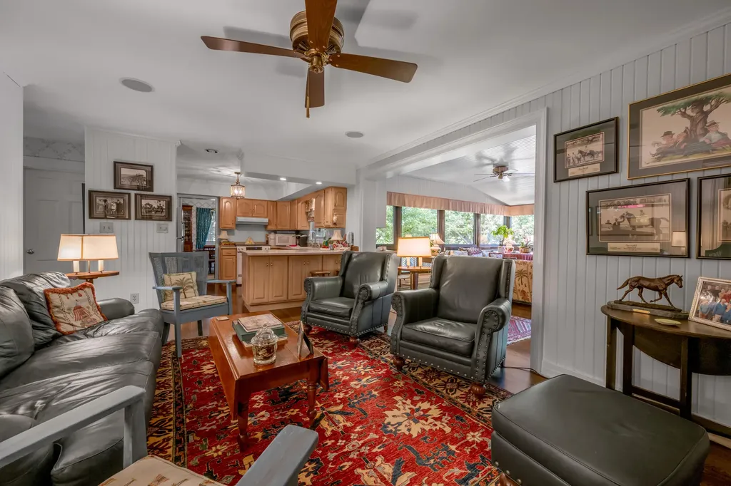 1960 Blairmore Road Lexington KY 40502