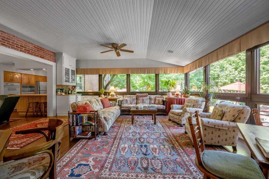 1960 Blairmore Road Lexington KY 40502