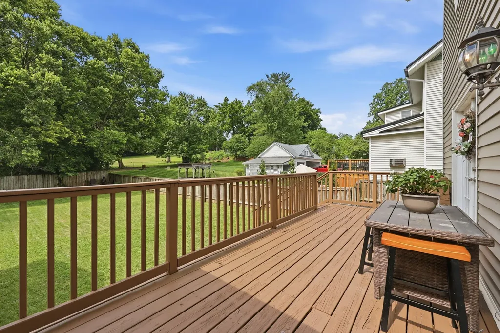 306 W High Street Mt Sterling KY 40353