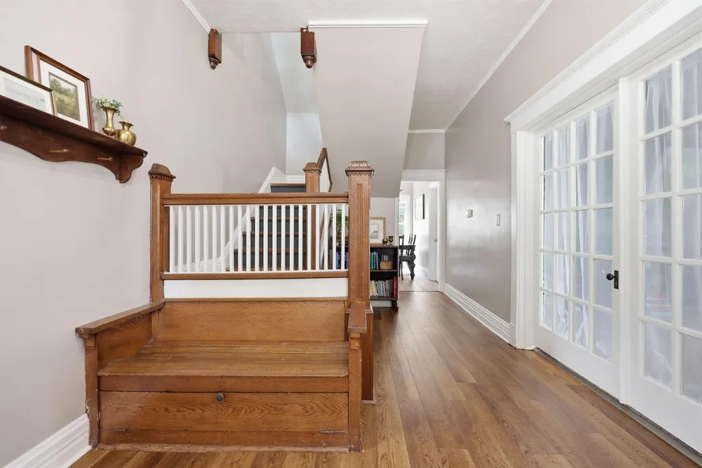 306 W High Street Mt Sterling KY 40353