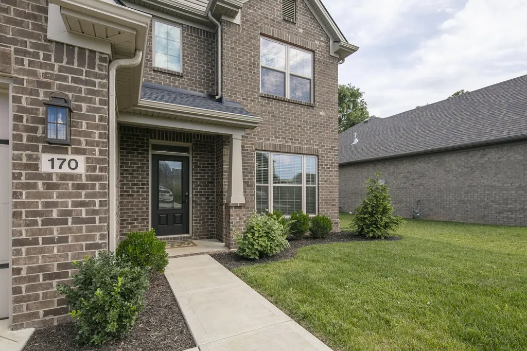 170 Oxford Landing Drive Georgetown KY 40324