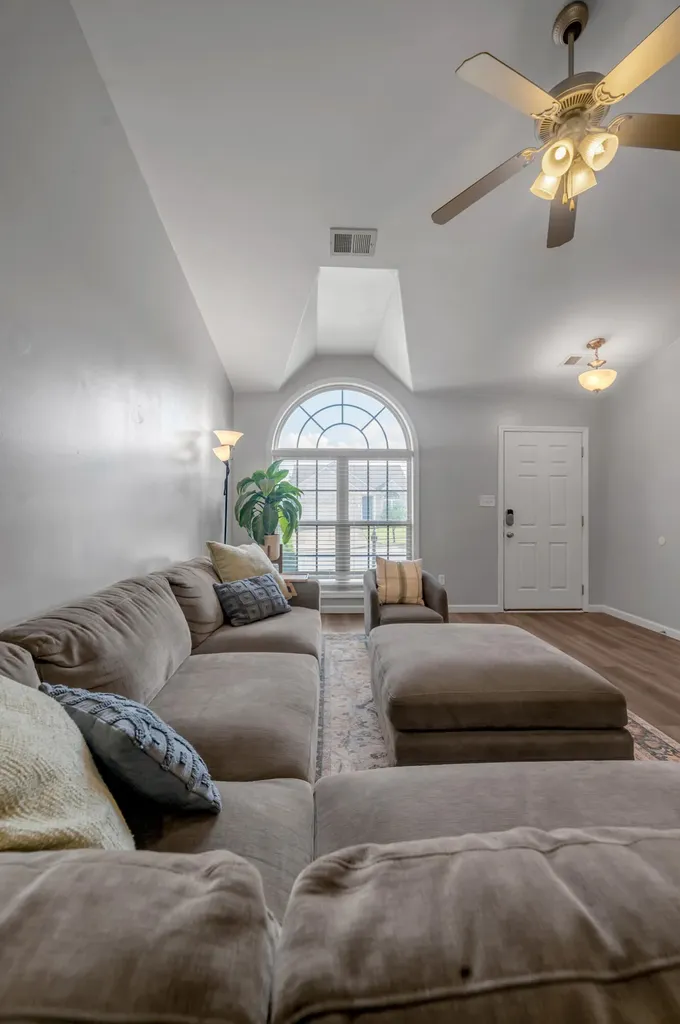 3184 Tiburon Way Lexington KY 40511