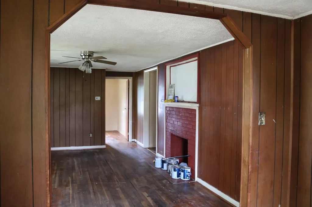 106 Leer Street Millersburg KY 40348