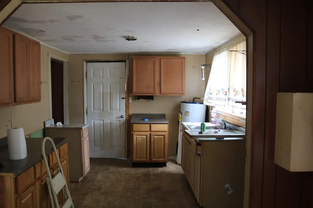 106 Leer Street Millersburg KY 40348