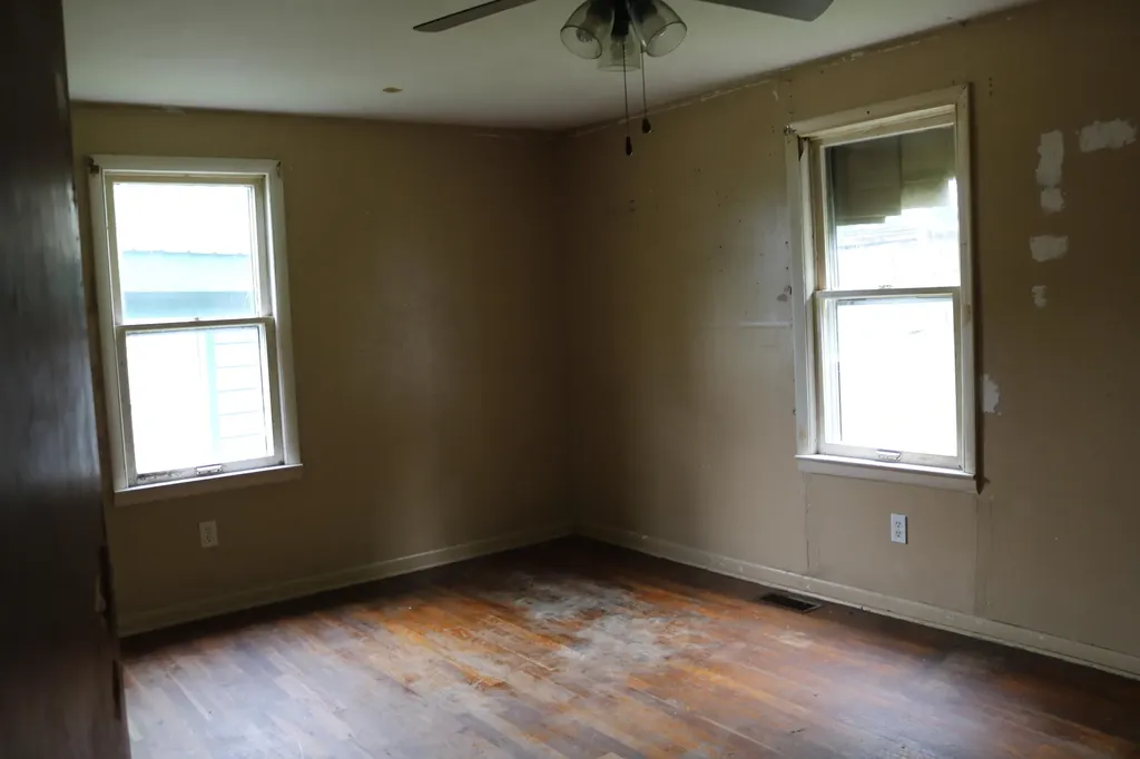 106 Leer Street Millersburg KY 40348