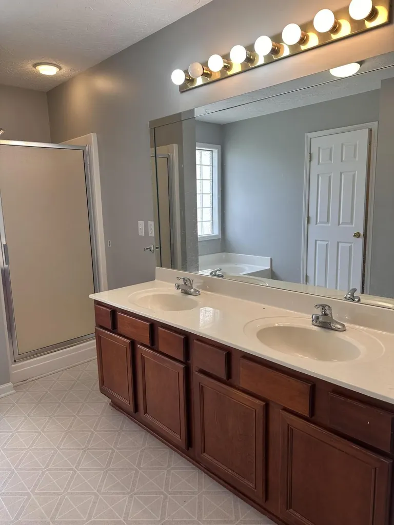 537 Townsend Ridge Lexington KY 40514