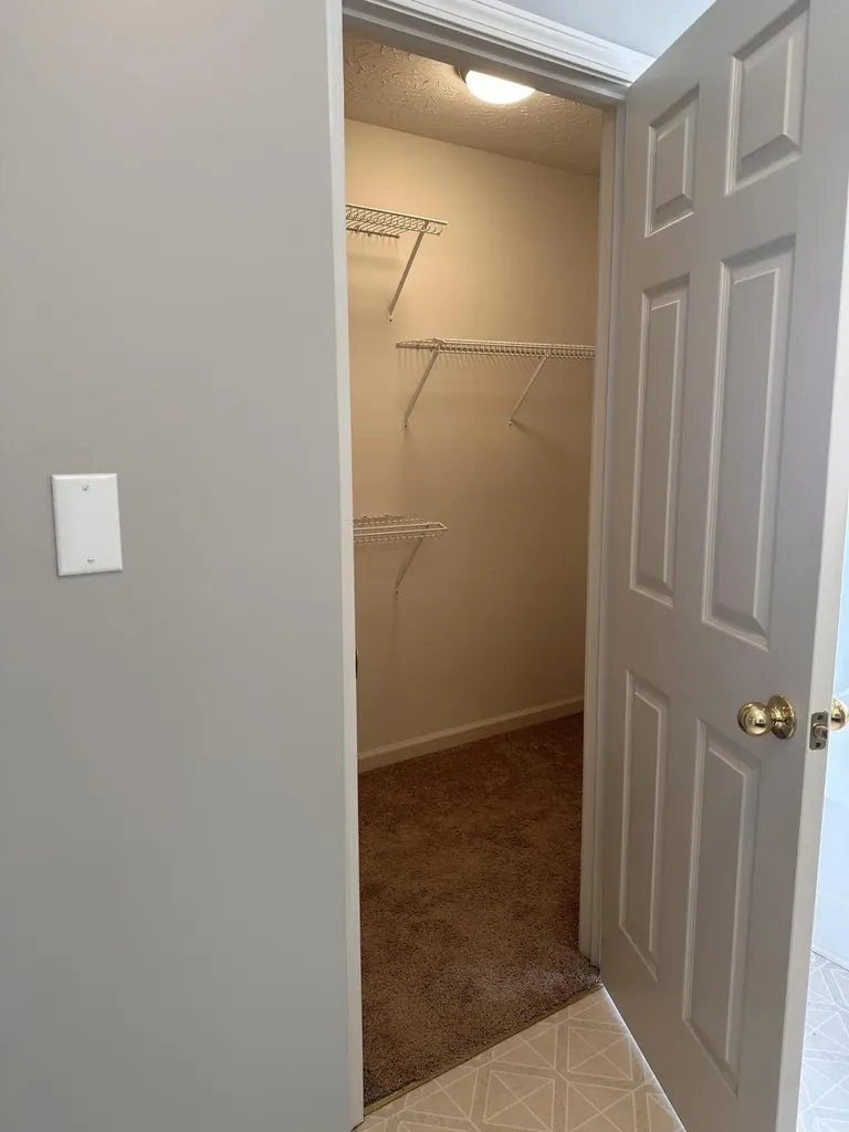 537 Townsend Ridge Lexington KY 40514