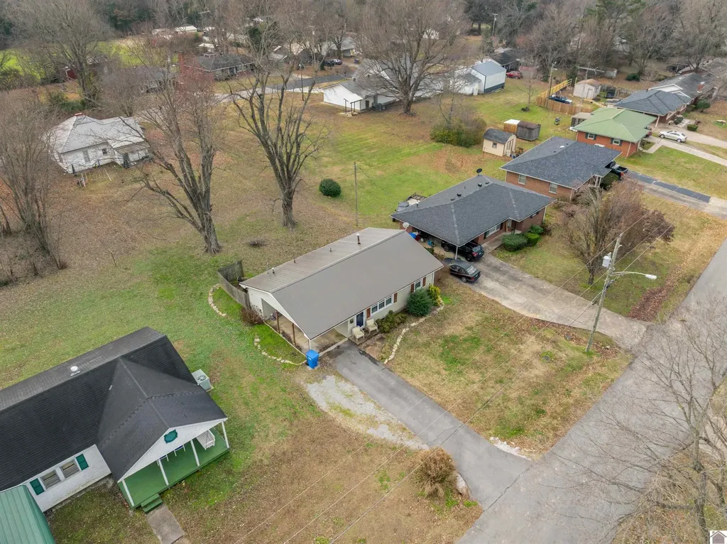 530 Elm Street Clinton KY 42031