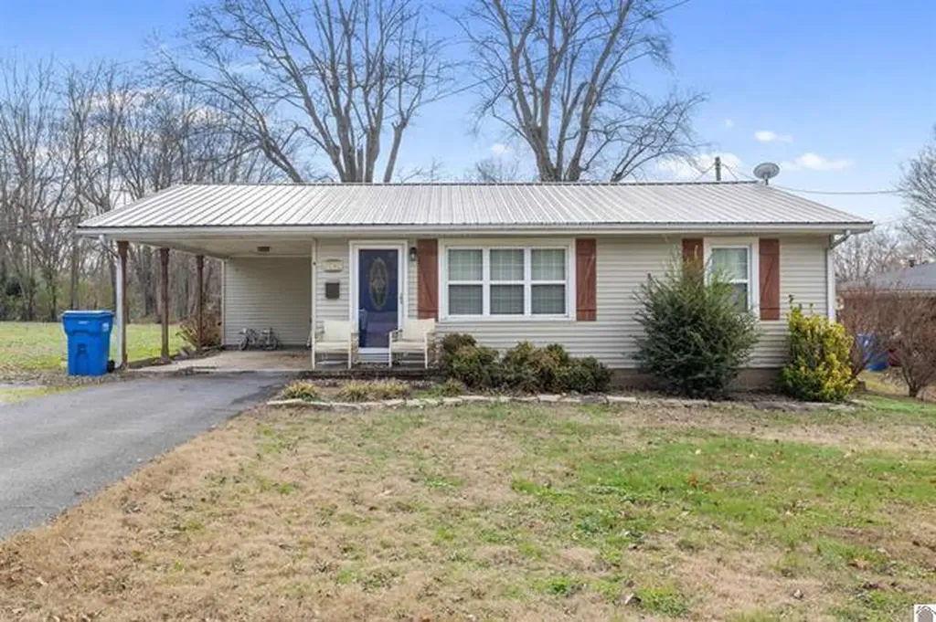 530 Elm Street Clinton KY 42031