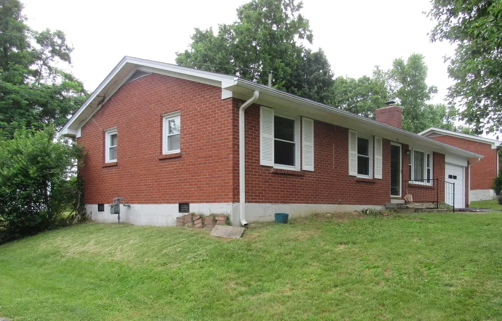 30 Virginia Avenue Winchester KY 40391