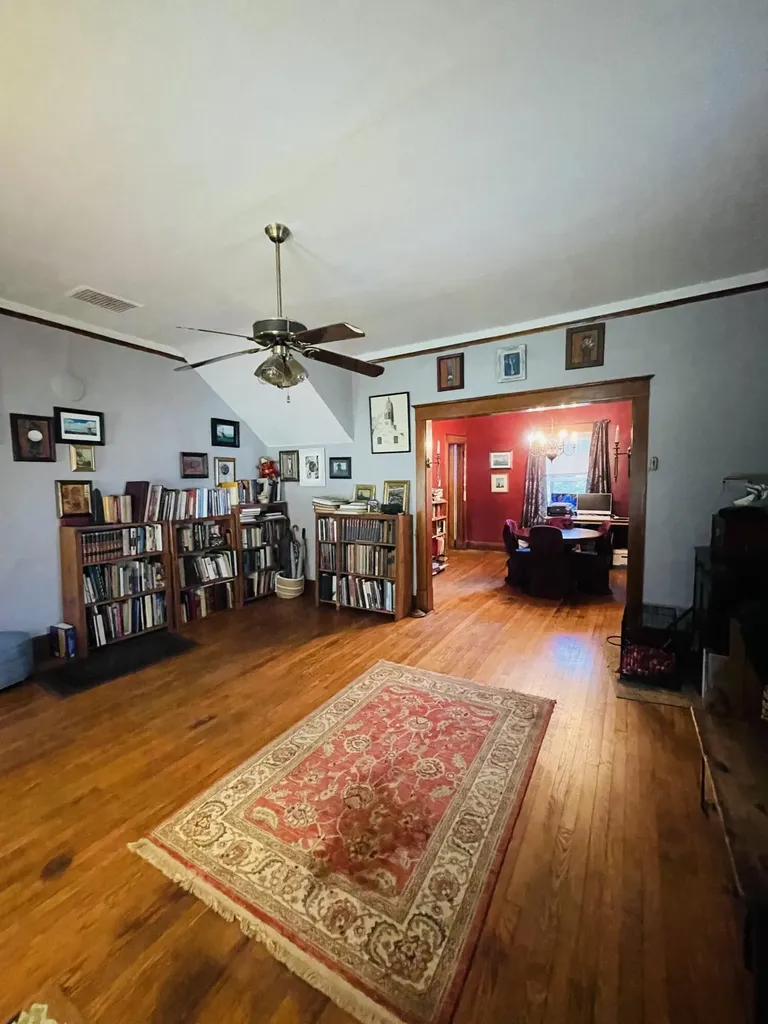 122 Adams Street Berea KY 40403
