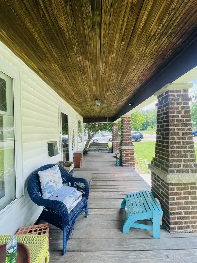 122 Adams Street Berea KY 40403