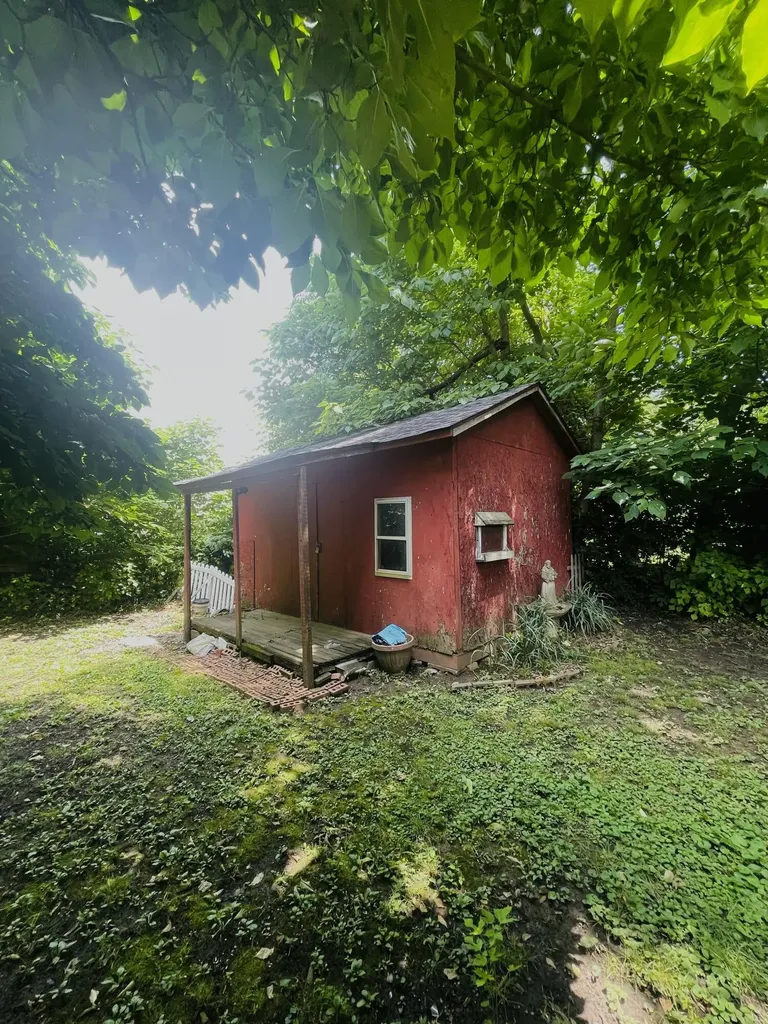 122 Adams Street Berea KY 40403