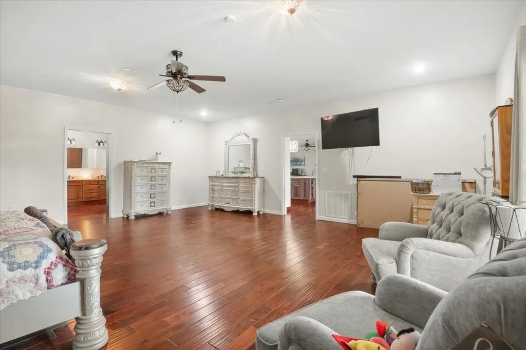 1798 Auger Springs Road Corbin KY 40701