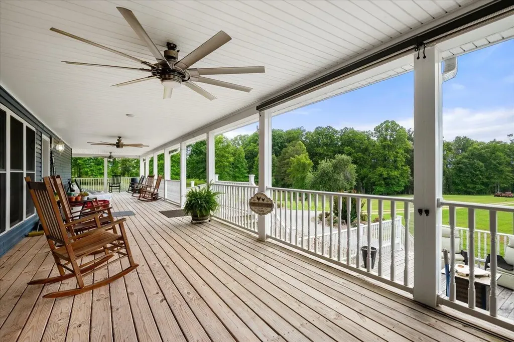 1798 Auger Springs Road Corbin KY 40701