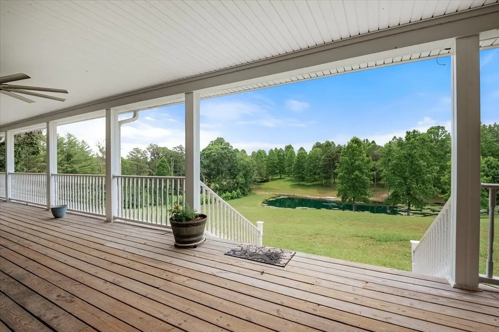 1798 Auger Springs Road Corbin KY 40701