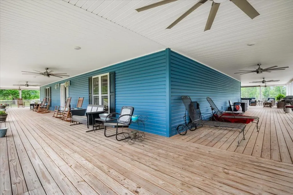 1798 Auger Springs Road Corbin KY 40701