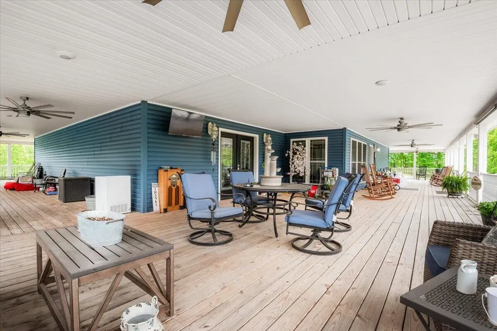 1798 Auger Springs Road Corbin KY 40701
